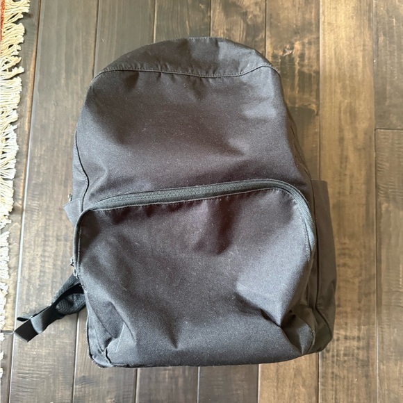 Lo & Sons Hanover 2 Deluxe Backpack - Picture 5 of 9